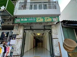 Bán gấp nhà 1 lầu, 5x24m nằm ngay chợ bờ ngựa, đang cho thuê 22 triệu/tháng