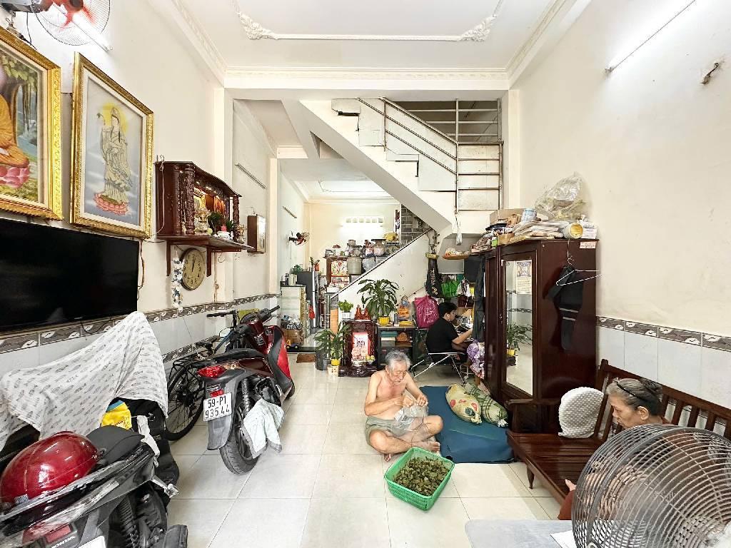 Nhà bán đ huỳnh thiện lộc, q. tân phú, sát q. tân bình hẻm xe hơi chỉ 5.6 tỷ