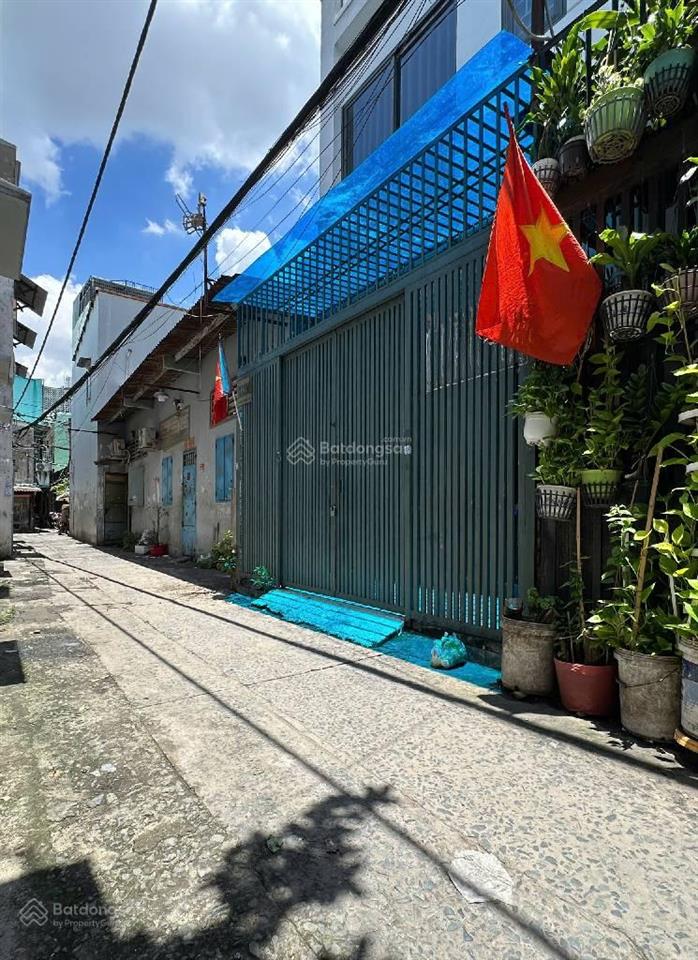 Nhà bán đ huỳnh thiện lộc, q. tân phú, sát q. tân bình hẻm xe hơi chỉ 5.6 tỷ