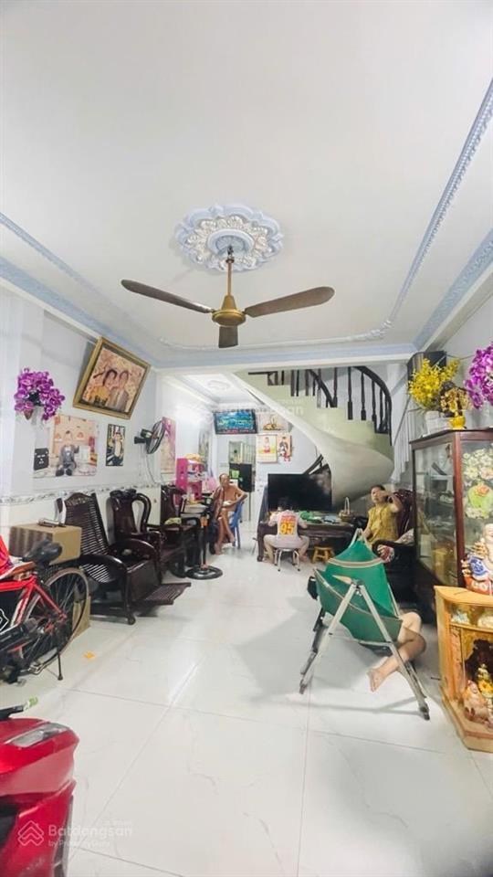 Nhà bán đ huỳnh thiện lộc 1 sẹc sát q tân bình  3 tầng btct 70m2 6,950 tỷ