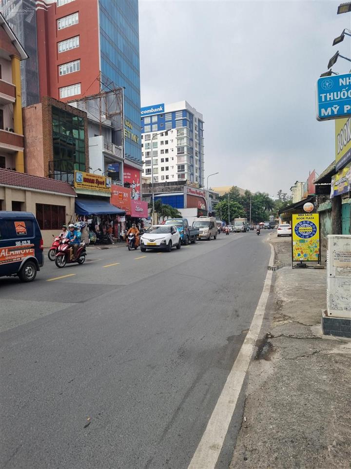 Nhà bán đ hòa bình 1 sẹc sát q. 11, đầm sen chỉ 6,x tỷ.