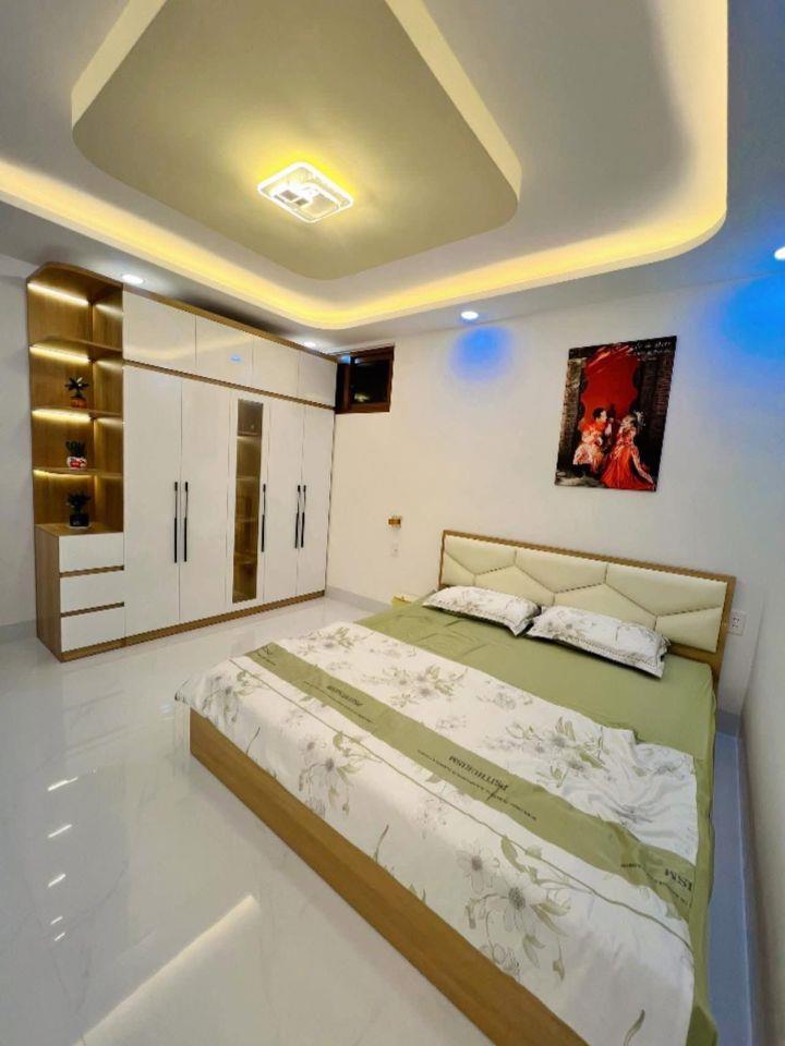 Chính Chủ Cần Bán Gấp Nhà 1 Lầu - Bến Lức - Long An