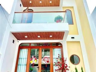 Chính Chủ Cần Bán Gấp Nhà 1 Lầu - Bến Lức - Long An