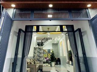 Bán Nhà 1 Lầu 3PN - Gần Trường THCS Bến Lức - Long An