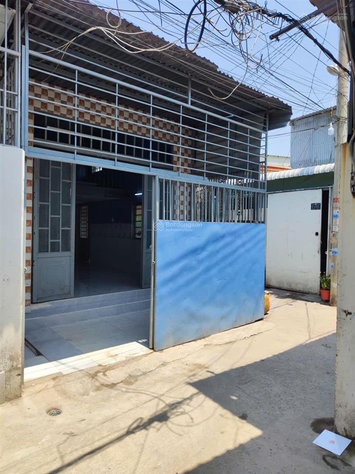 Nhà nguyên căn quốc lộ 50 xã phong phú huyện bình chánh ngay trung tâm