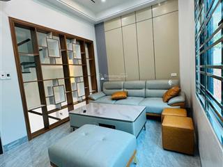 Nhà mặt phố sang  xịn  mịn, thiết kế hiện đại, chủ nhà uy tín, giá cả hợp lý cho khách đón tết