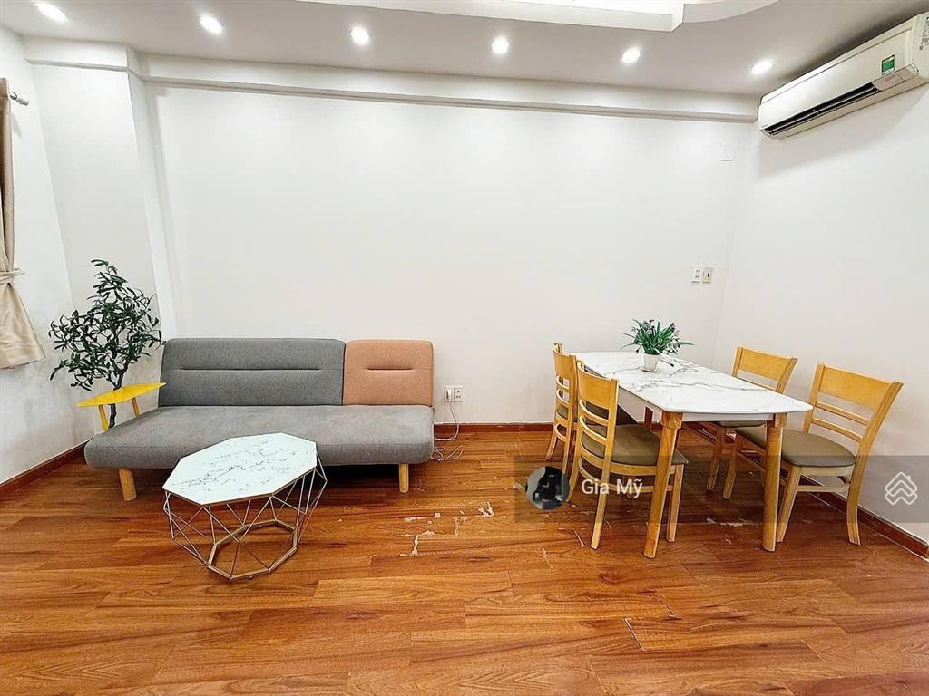 Bán gấp cc tôn thất thuyết, q4, 68m2, 2pn, 2wc, full nt, giá 1 tỷ 370