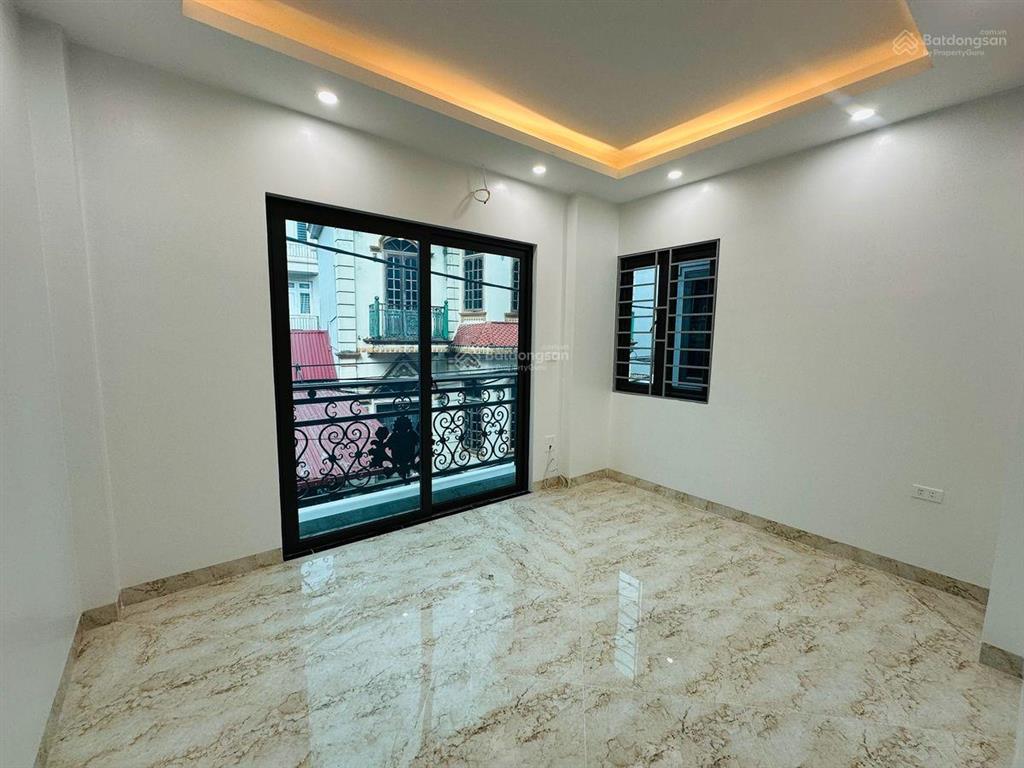 Nhà mới đón tết tại xuân phươnglô góc thang máyô tô đỗ cửa