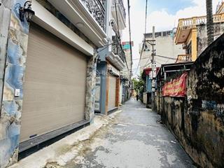 Nhà mới đón tết tại xuân phươnglô góc thang máyô tô đỗ cửa