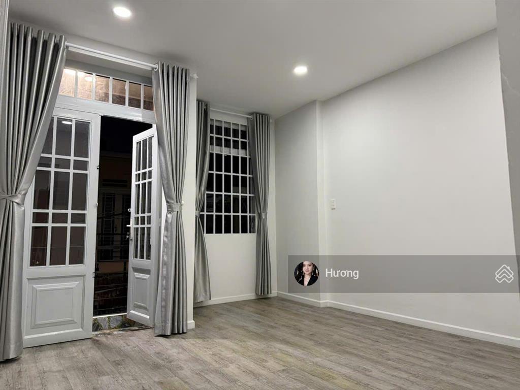 Bán gấp nhà mặt tiền đường xe hơi  p16, gò vấp, shr, 8 tỷ 2