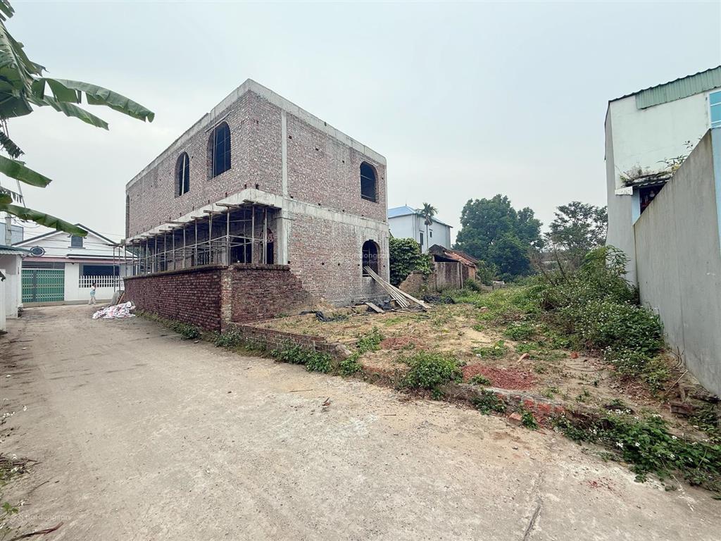 Bán đất đan tảo 2tỷ nóng bỏng tay vừa lên marketvừa đẹp vừa rẻ vừa lên, chần chừ thì mất lượt