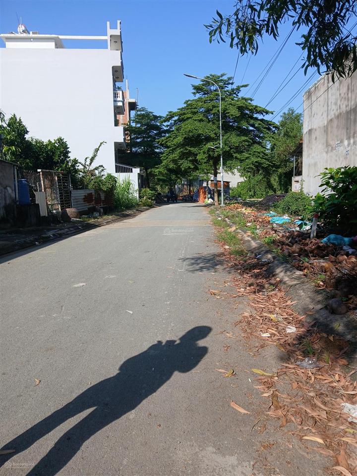 Đất kdc rạch tôm lê văn lương, 5x21m view công viên, xây tự do