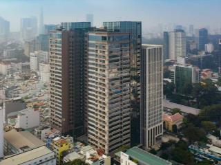 Căn góc duplex siêu hiếm 4pn + 4wc thang máy riêng, trần cao 6.9m tại the marq. giá thương lượng.