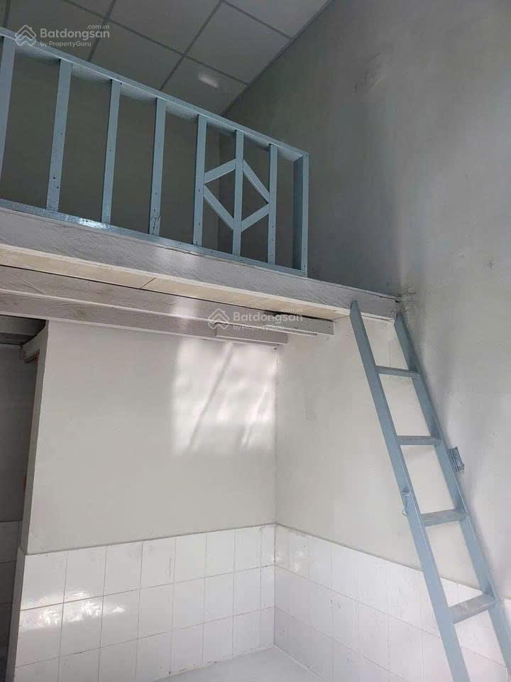 Nhà 1 trệt 1 lầu + dãy trọ 6 phòng mới xây  sổ hồng riêng