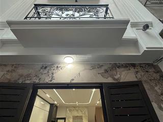 Phân lô khúc thừa dụ thang máy 42m 7 tầng mt 4.6m giá 13 tỷ nhỉnh