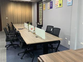 Cho thuê văn phòng tầng 2 tại 104 vũ phạm hàm , cầu giấy có sẵn nội thất bàn giao ngay