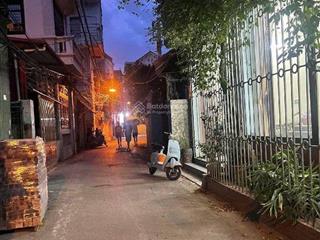 Bán thửa đất trịnh văn bô  lô góc, 3 mặt thoáng, ôtô chạy vòng quanh , xây tòa ccmn thì hết ý