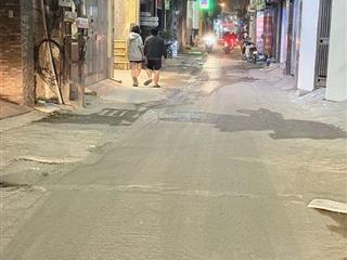 Đẹp nhất khu vực mễ trì  trong tầm giá hiếm có nhà bán  ngõ to, thông thoáng  vài bước ra ô tô