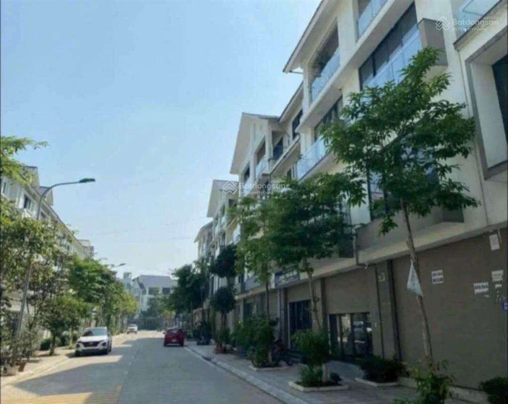 Bán nhà cho em trai . 100m2,ô tô đỗ cửa, thang máy. 8pn, 6wc tại dương nội, hà đông, 25,5 tỷ.