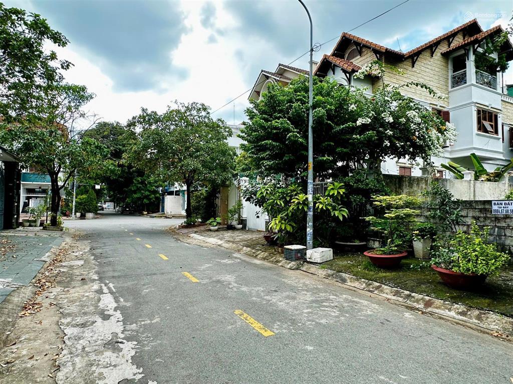 Giảm rất sâu ! chỉ 175tr/m2  bán lô đất siêu đẹp mặt tiền ngay nguyễn qúy cảnh 10x17m view cviên