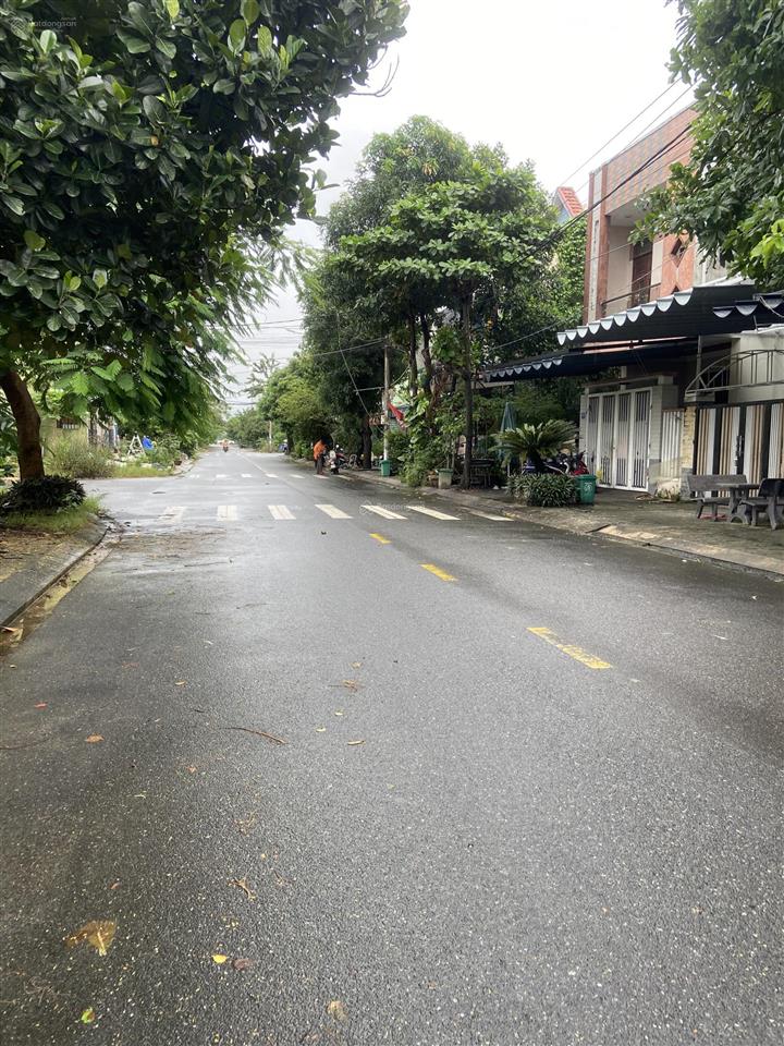 Hàng hiếm khó kiếm
mặt tiền hòa xuân  đường 7.5m  hướng nam  gần chợ 120m ngang 6m