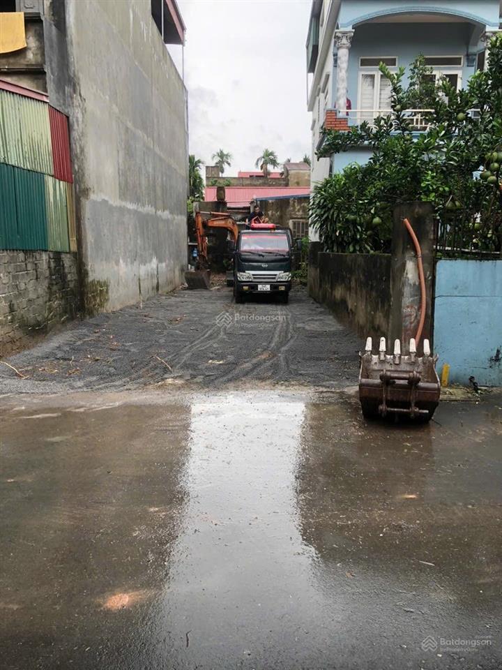 Chính chủ bán lô đất thổ cư tại đại nghĩa mỹ đức hà nội ,trung tâm thị trấn ,đầy đủ các tiện ích