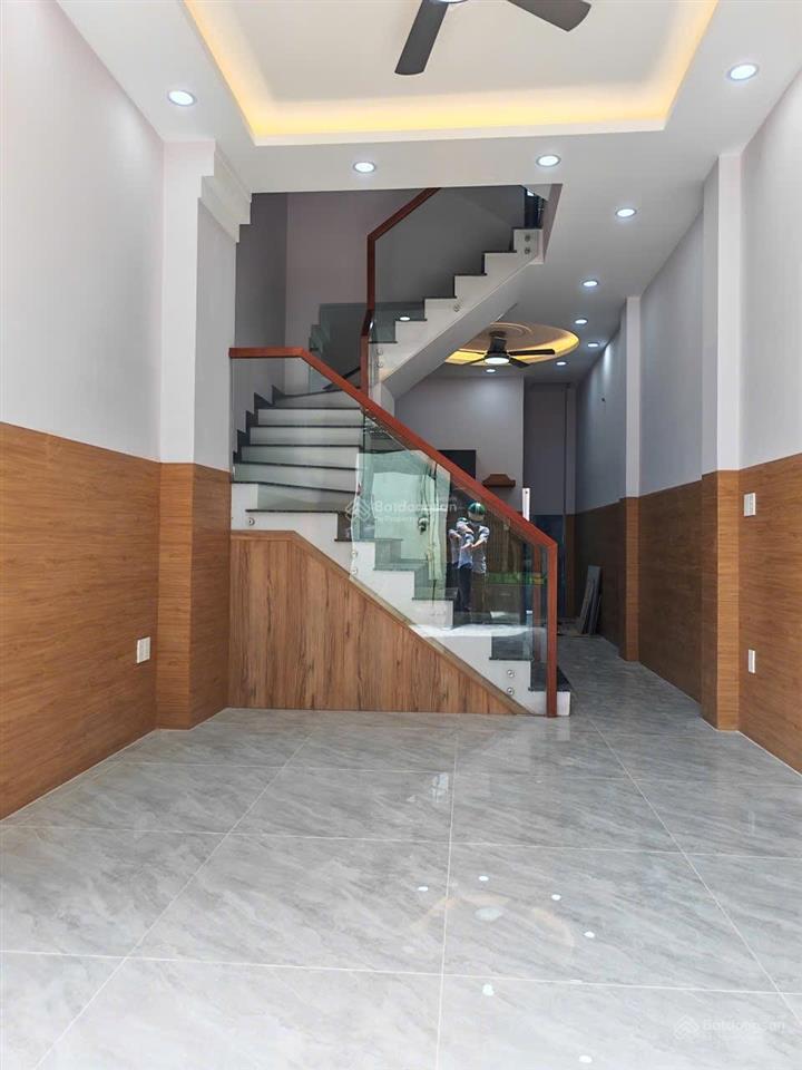 Bán nhà riêng tại trường chinh, tân phú, 5,6 tỷ, 46m2, giá tốt, uy tín