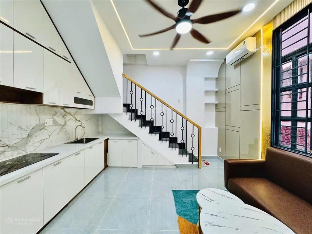 Bán nhà đỗ tấn phong 19m2 4 tầng  4.88 tỷ  sân thượng