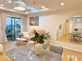 Bán căn hộ 2 phòng ngủ giá tốt nhất khu ngoại giao đoàn