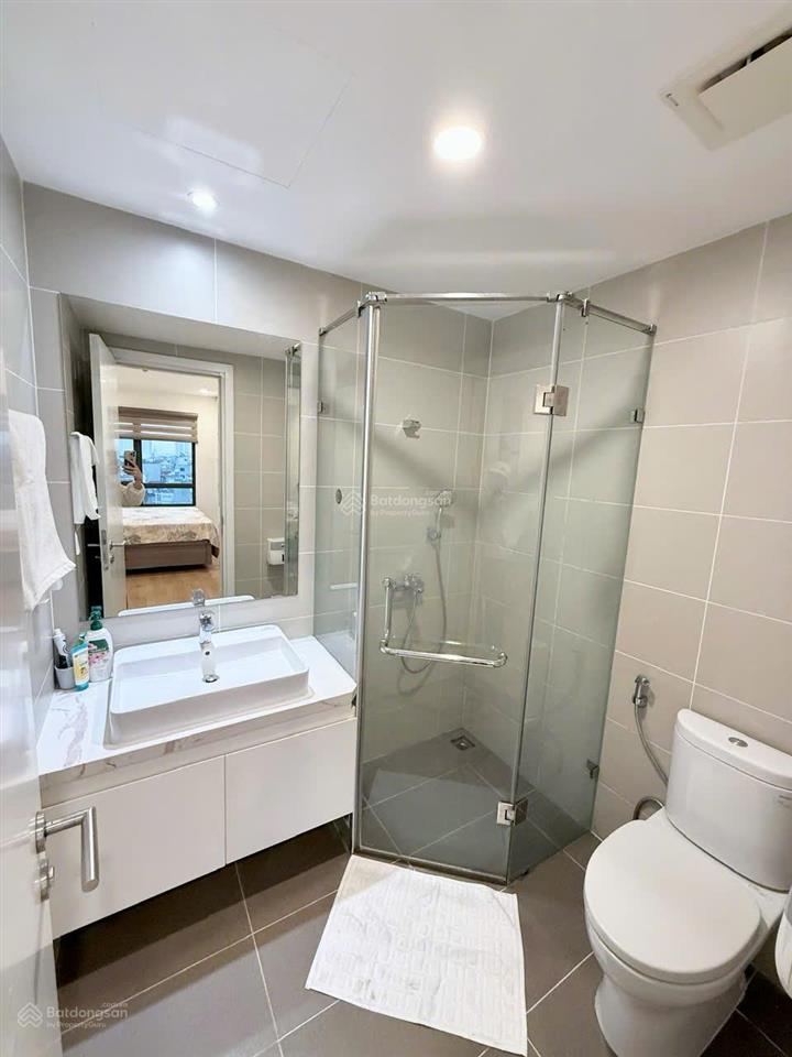 Bán căn hộ 2 phòng ngủ giá tốt nhất khu ngoại giao đoàn