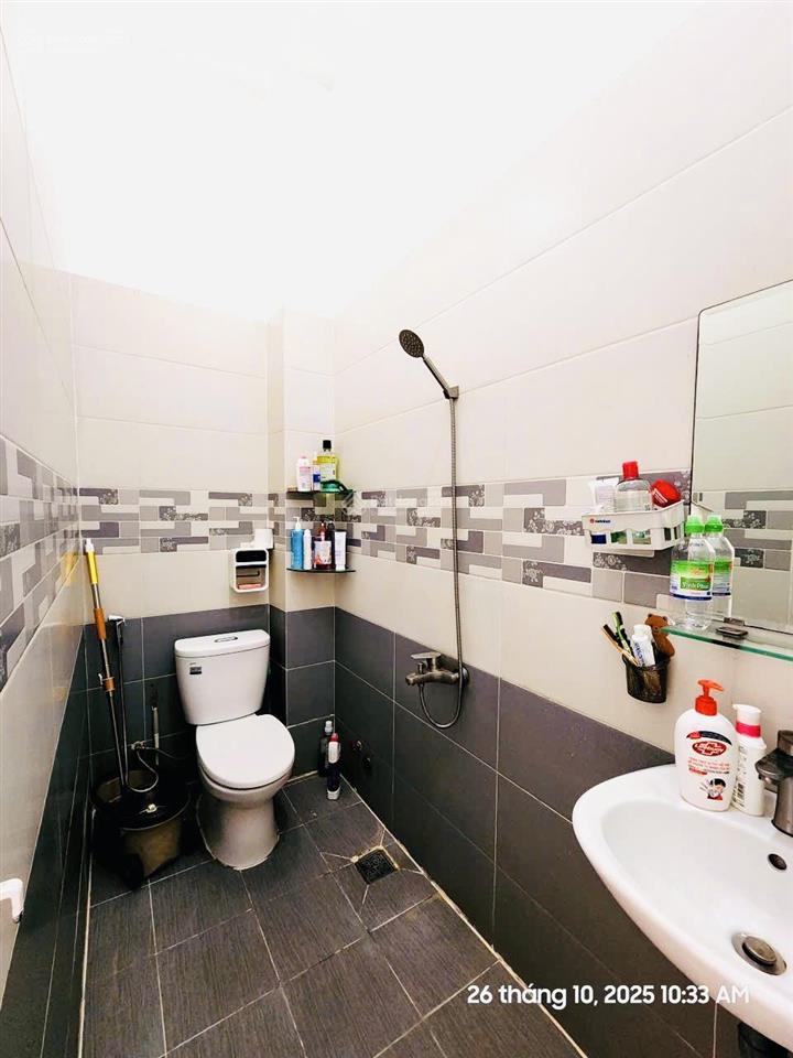 Nhà đẹp 3 tầng (3.6x13.4m)  giá tốt  hẻm 141 tám danh, p4, q8