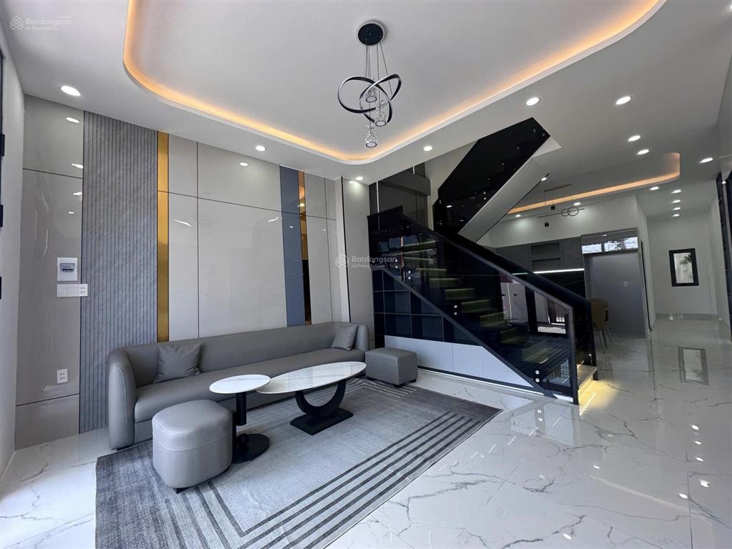 Vị trí đắc địa  mặt tiền đường dự án 100 căn, 2,8ty, 110m2, 4pn, 3wc shr  0936 639 ***