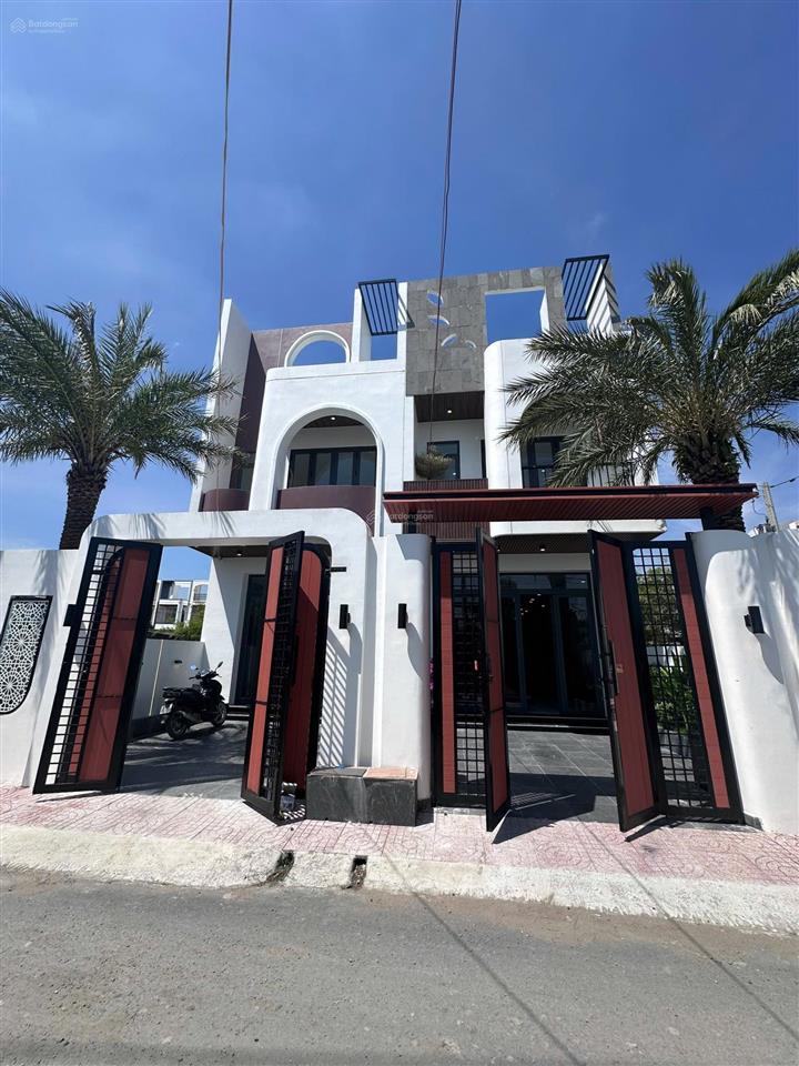 Vị trí đắc địa  mặt tiền đường dự án 100 căn, 2,8ty, 110m2, 4pn, 3wc shr  0936 639 ***