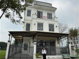 Biệt thự ngộp five star eco city (kđt 5 sao 2) 9x16m 4pn 5wc 1thờ 0936 639 *** nằm ngay đầu cổng