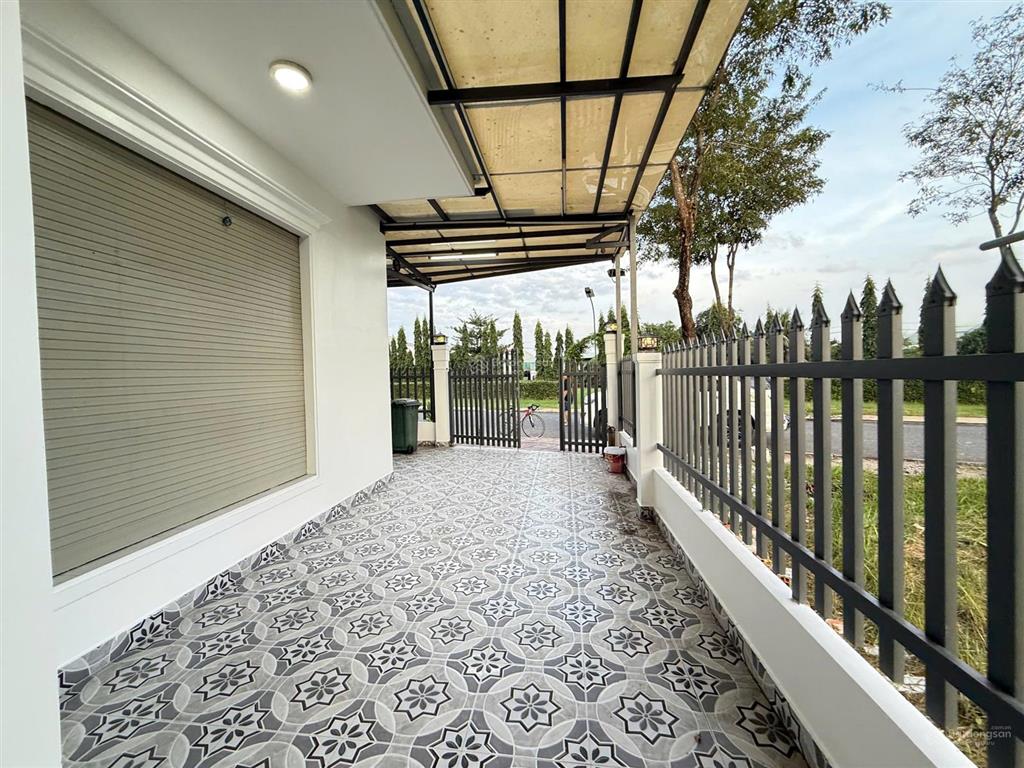 Biệt thự ngộp five star eco city (kđt 5 sao 2) 9x16m 4pn 5wc 1thờ 0936 639 *** nằm ngay đầu cổng