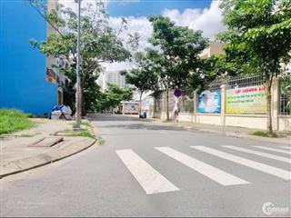 Bán nhà trung tâm 30m2 (ngang 4m)  2 tầng  2pn  bông sao phường 5 quận 8  nhỉnh 4 tỷ (tl)