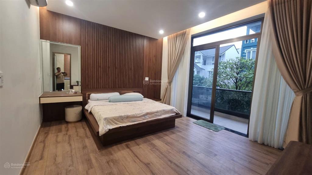 Bán biệt thự bùi tá hán! (10 x 22m) full nội thất cao cấp  nở hậu 12m  3 tầng  giá 56 tỷ tl