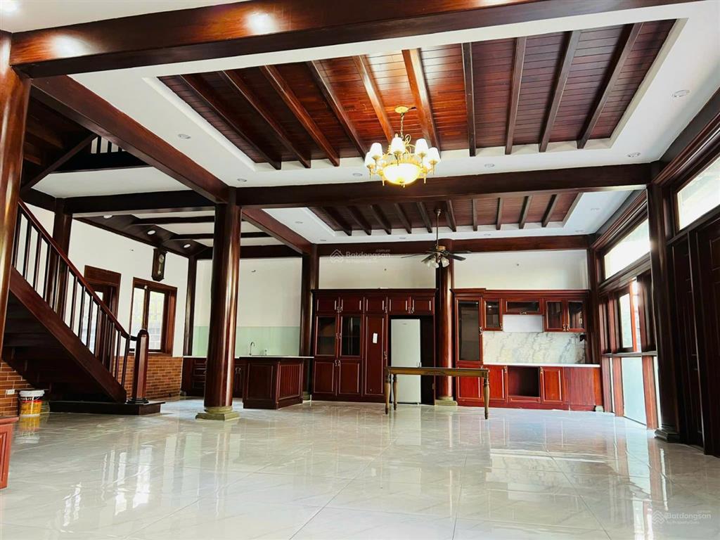 Hạ giá sâu! chỉ 156tr/m2  bán villa sân vườn  hồ bơi thảo điền  quận 2