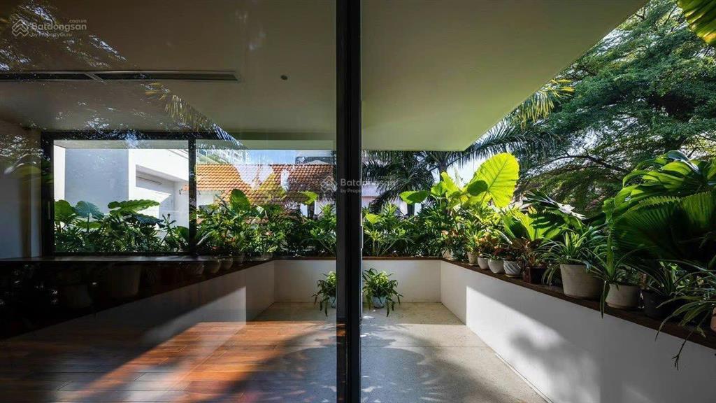 Siêu phẩm! biệt thự nguyễn văn hưởng  12,5x26m  3 tầng  full nội thất  109 tỷ tl