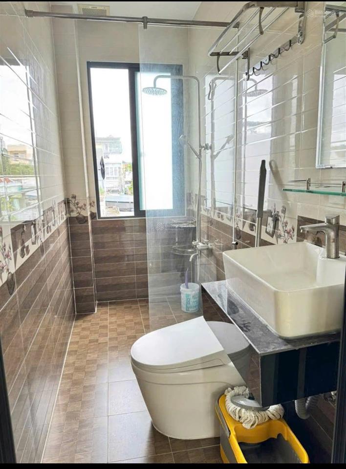 Bán nhà(hót)3tầngdt70m23pnôtô đậu cửavĩnh hoànha trangchỉ 4ty5
