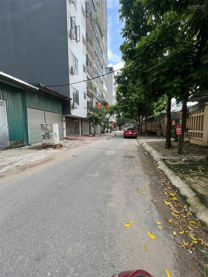 Chính chủ bán đất mặt tiền 10m phố vạn phúc  hà đông cực đẹp