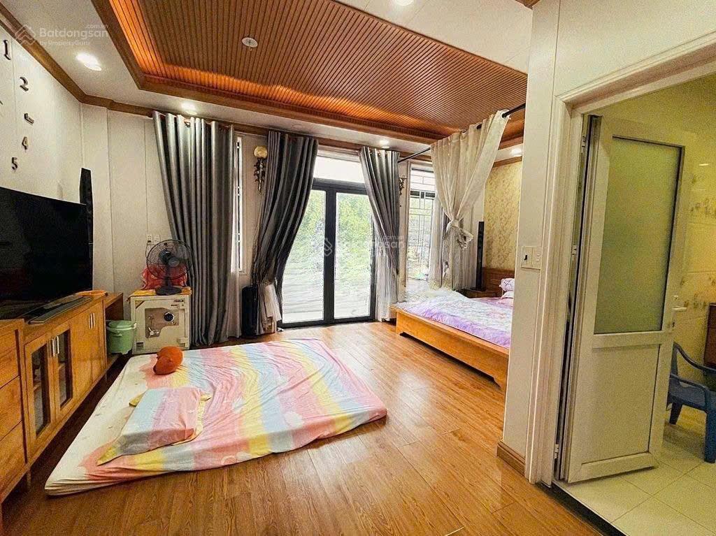 Bán nhà tâm huyết của vợ chồng vì lí do riêng nhà mt,diện tích 96m2