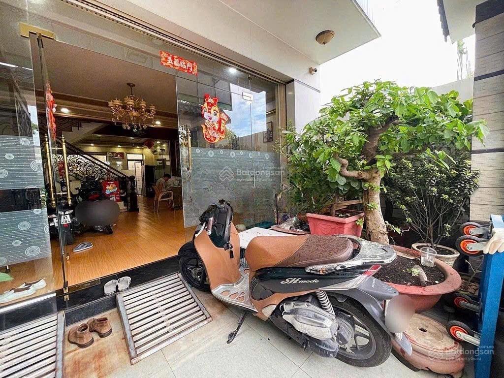 Bán nhà tâm huyết của vợ chồng vì lí do riêng nhà mt,diện tích 96m2