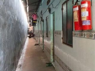 Chủ cần bán gấp dãy trọ tân uyên 8phong +1kiot dt179m2 cách chợ khánh long 5phut sổ sẵn full thổ cư