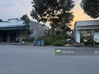 Chính chủ gửi bán lô đất tại đường dh6 giáp ne2 khu h mỹ phước 3 dt 300m2 sổ sẵn full thổ cư shr