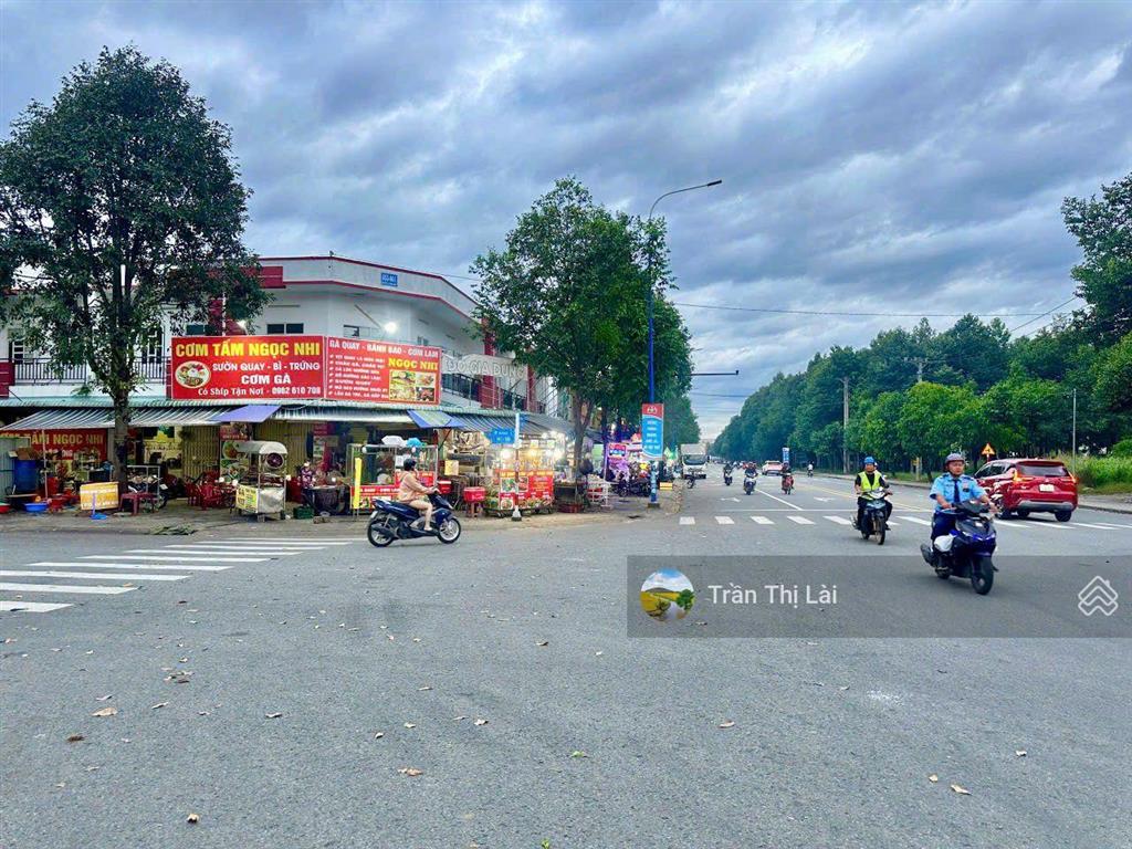 Sang tên 1 dãy trọ bàu bàng vị trí đẹp gần ql13 sát bên chợ mới 2km dt150m2 sổ sẵn có sẵn thổ cư