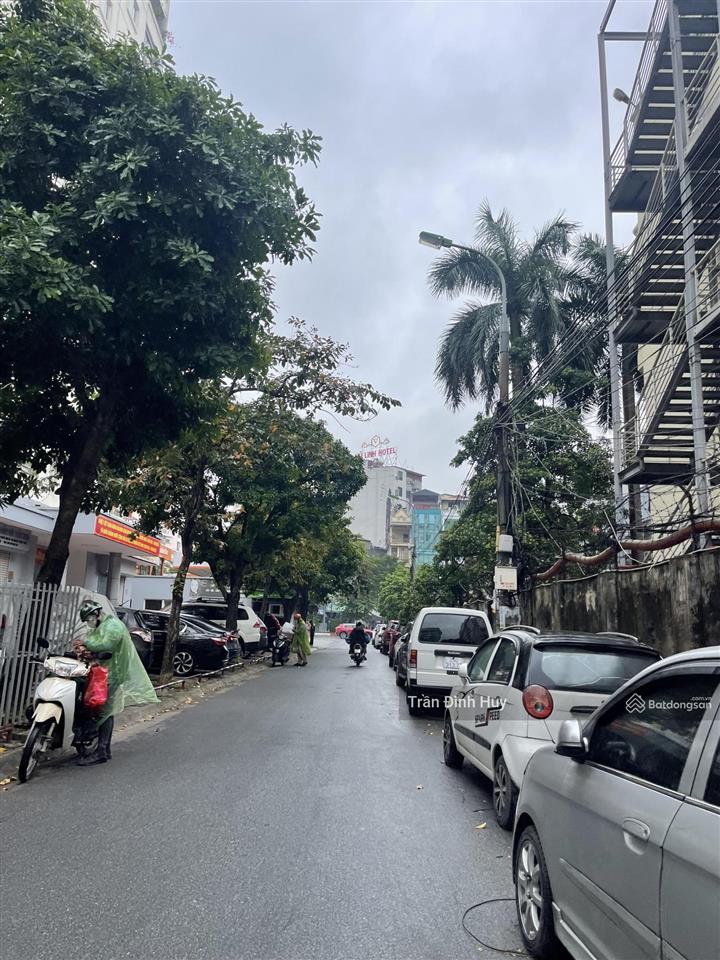 Bán đất trần quốc hoàn. 100m2, mt 6m. xây building tuyệt đẹp. giá êm