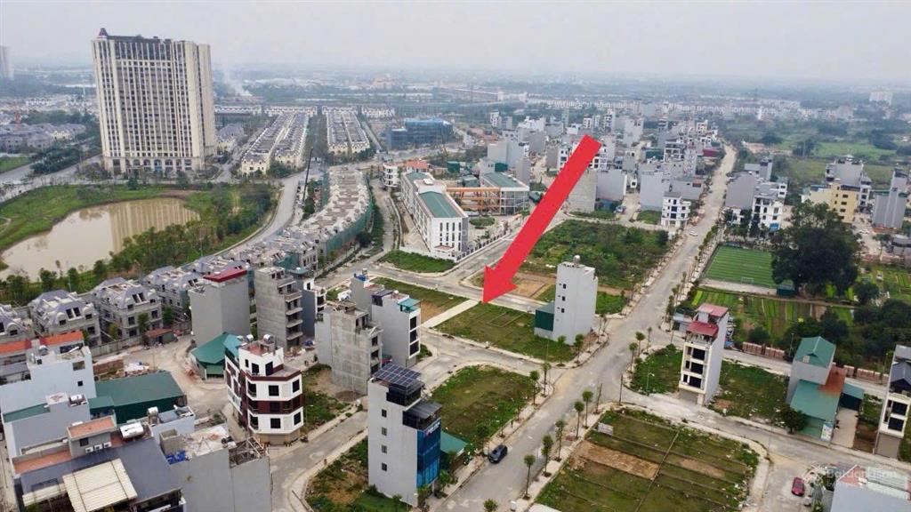 Bán lô góc khe thoáng siêu đẹp dt 80m2 gần trường mầm non, gần công viên cây xanh khu 25ha vân canh