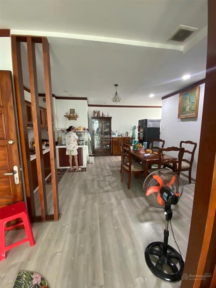 Cần bán căn hộ hoàng anh 1 q 7 dt 110m2, 3pn, 2wc có nhiều tiện ích xung quanh, gần siêu thị lo