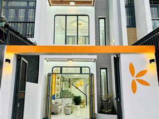 Cần tiền gấp trong tháng bán nhà bình chánh giá 1,4 tỉ 80m2 sổ hồng riêng